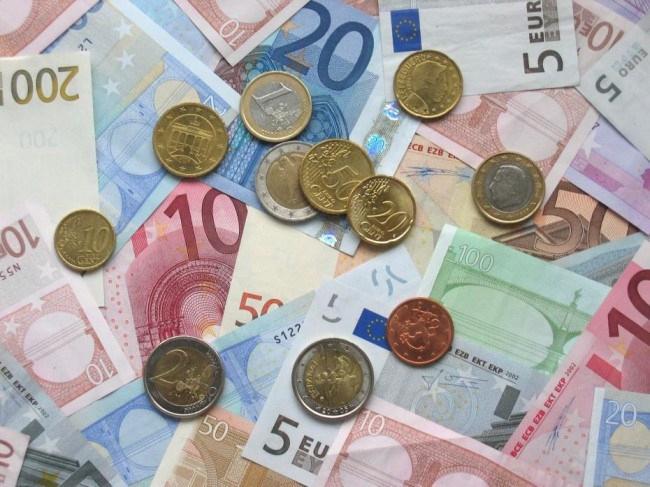 ما هي العملة في صربيا