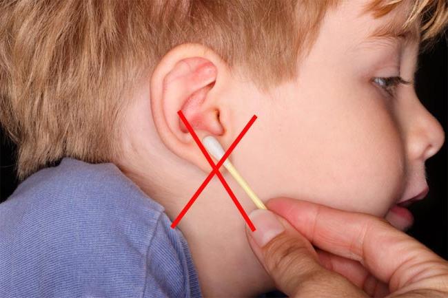 كيفية تنظيف الأذن: المشورة من المتخصصين